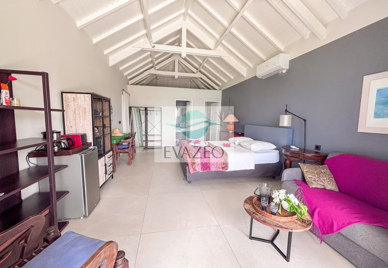 Aparthotel à Grand Case - Apart hôtel, Mont des Caraïbes REF STM002