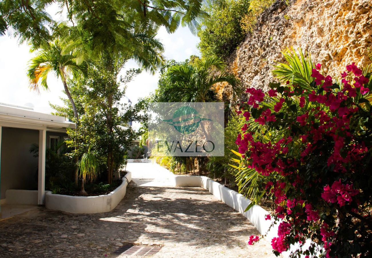 Villa à Terres Basses - Villa 2CH à Terres Basses, STM005