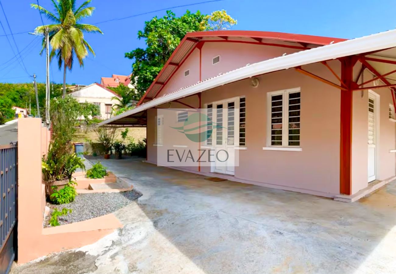 Villa à Sainte-Anne - VILLA 3CH STE ANNE REF M321