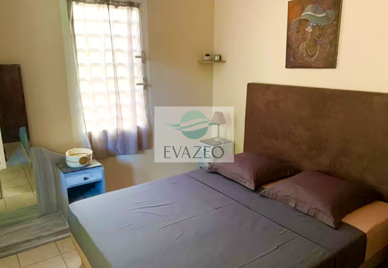 Villa à Sainte-Anne - VILLA 3CH STE ANNE REF M321
