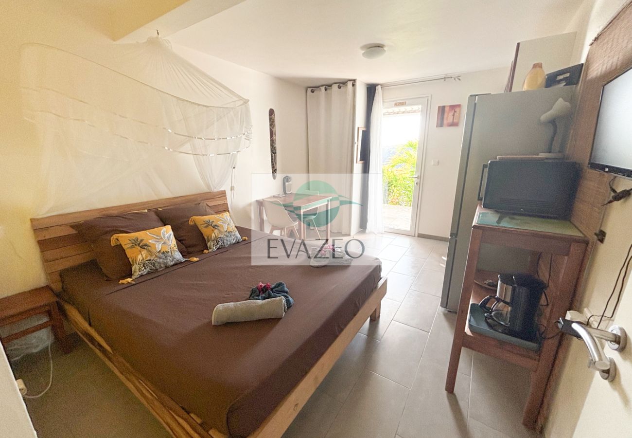Studio à Les Anses-d'Arlet - STUDIO Anse d'Arlet Vue mer - REF M322
