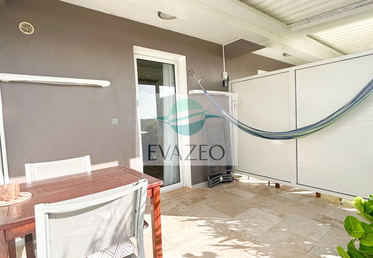 Studio à Les Anses-d'Arlet - STUDIO Anse d'Arlet Vue mer - REF M322