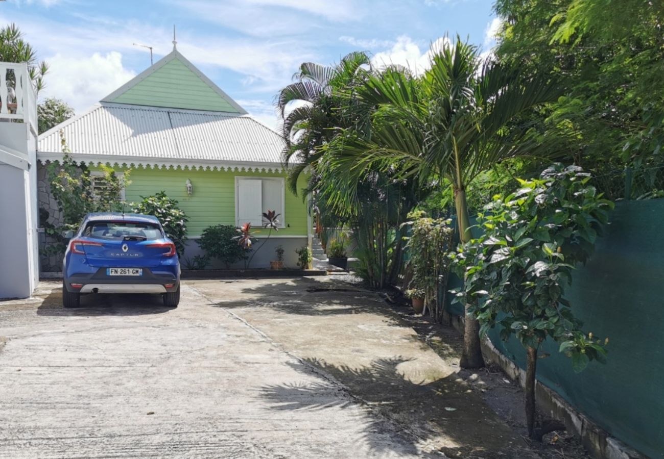 Villa à Le Diamant - Villa au Diamant en Martinique - Ref : M035