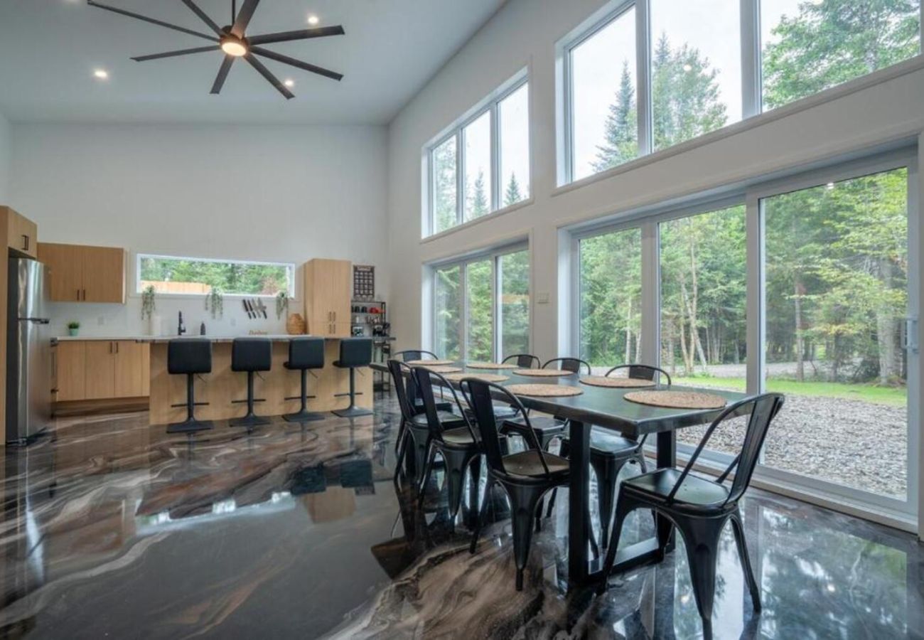 Chalet à Charlevoix-Est - CAN005 - L'étoile Brillante