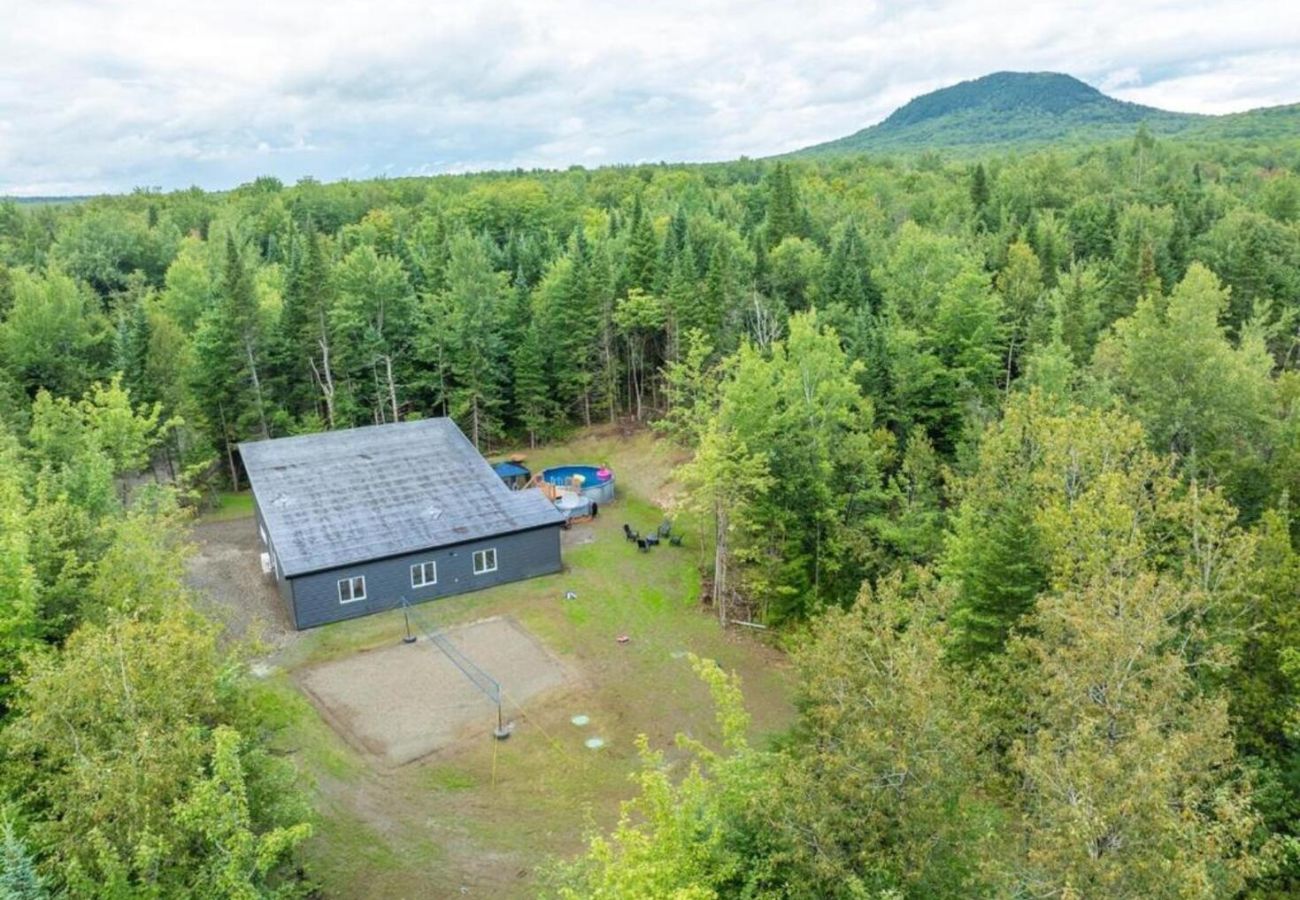 Chalet à Charlevoix-Est - CAN005 - L'étoile Brillante