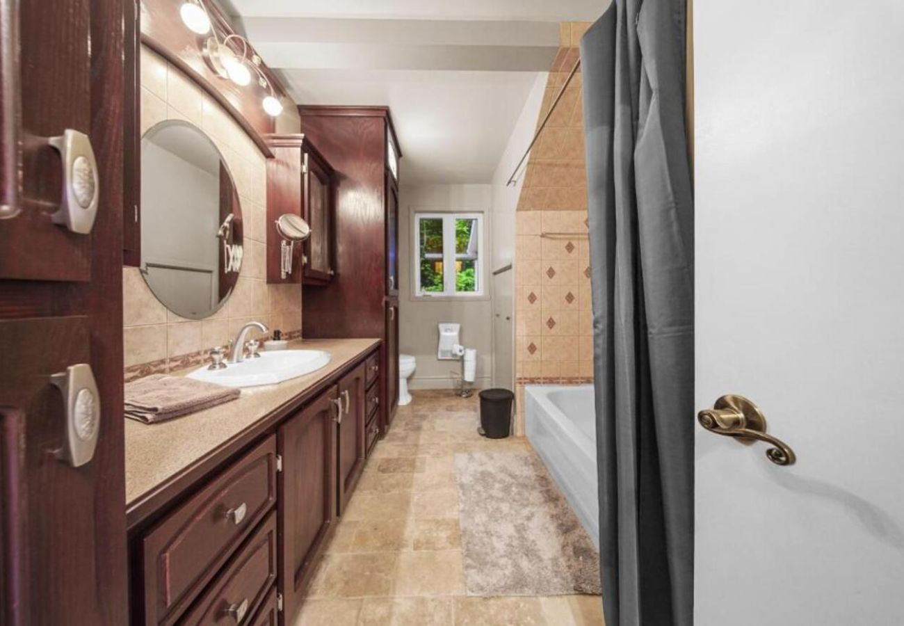 Maison à Laval - CAN016 : Le Repaire du Fleuve