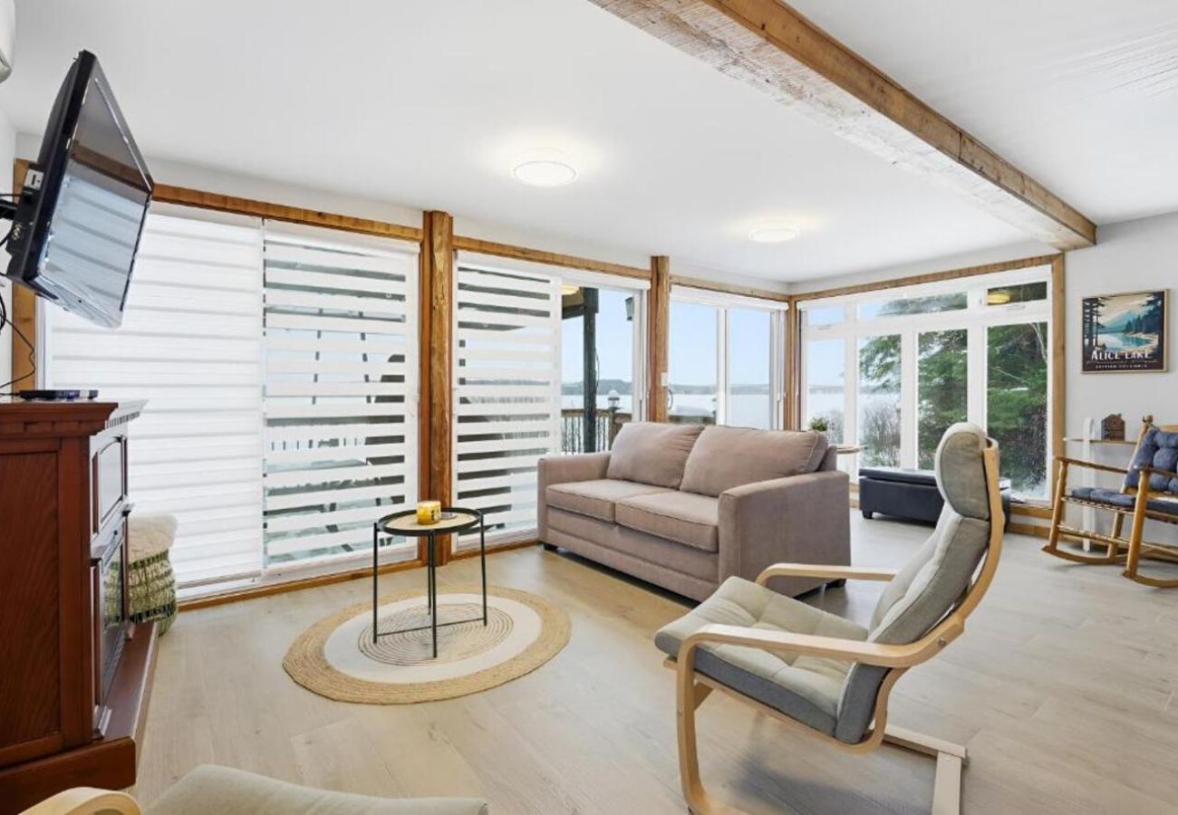 Maison à Saint-Sixte - CAN021 : Le 232 sur le lac