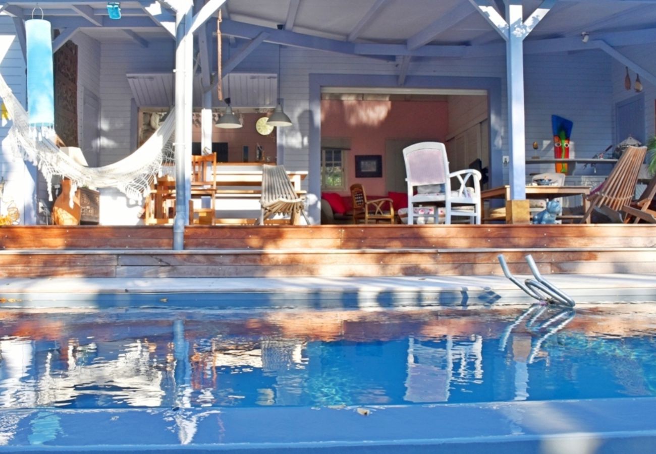 Villa à Deshaies - Villa Bleu Outremer à Deshaies Ref GEA007
