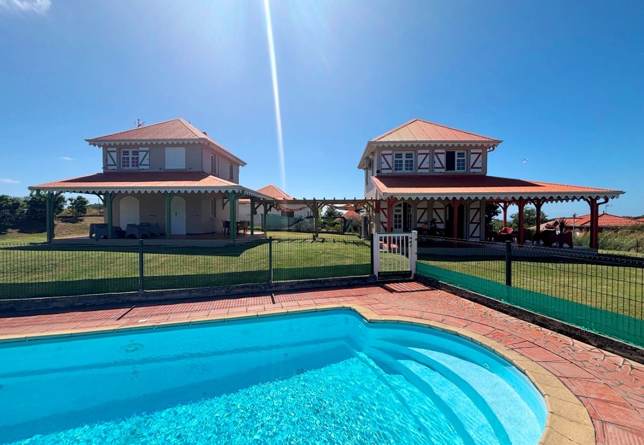 Villa à Sainte-Anne - Villa à Sainte-Anne Réf M210