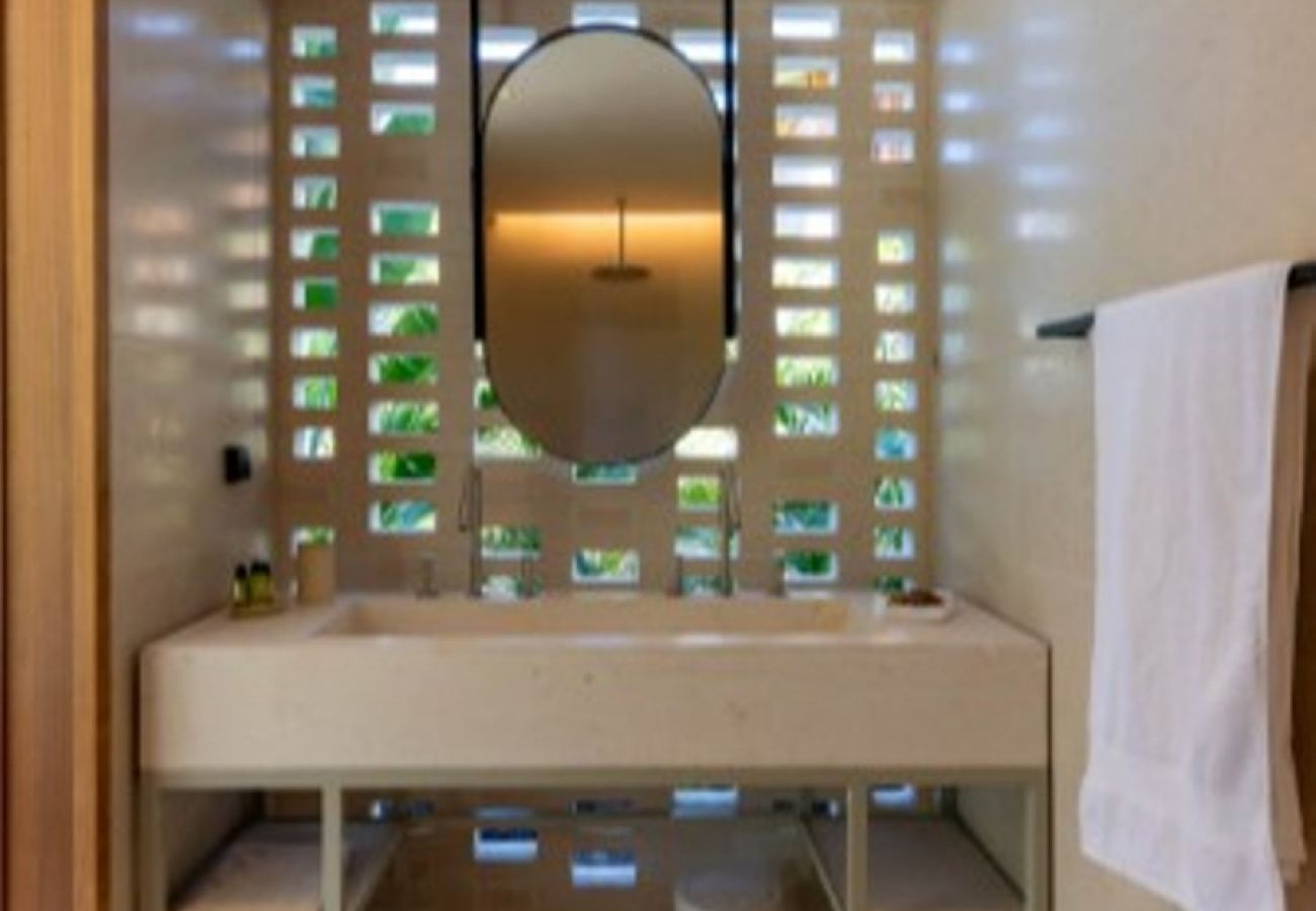 Villa à Le Diamant - Villa Ref M153 au Diamant