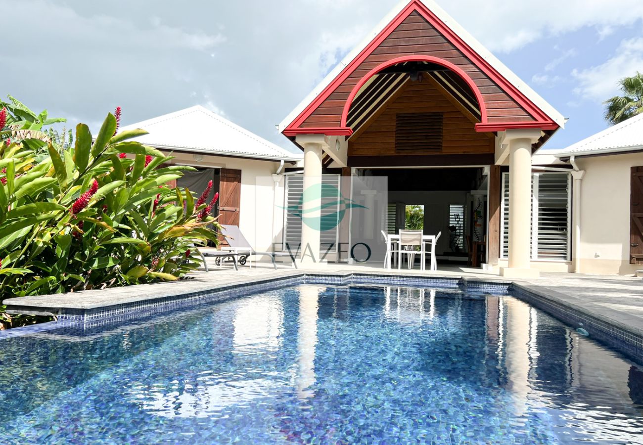 villa à Lamentin - Superbe Villa 7CH au Lamentin Guadeloupe REF PM008