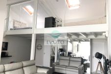 Appartement à Le Gosier - Appartement T4 100m2 standing vue mer REFPM009