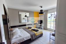 Appartement à Saint-François - Studio Meublé 20m² avec Vue Mer à Saint-François